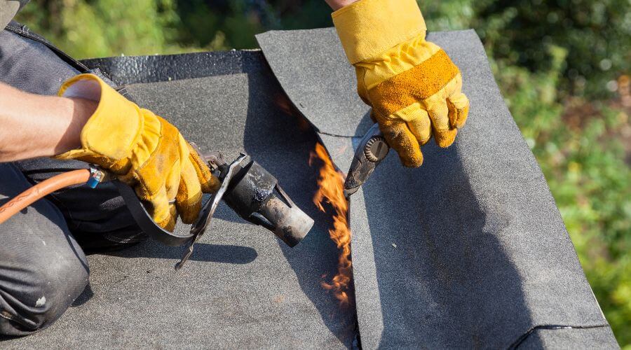 Expert Emergency Roof Repairs services in Greensburg, IN